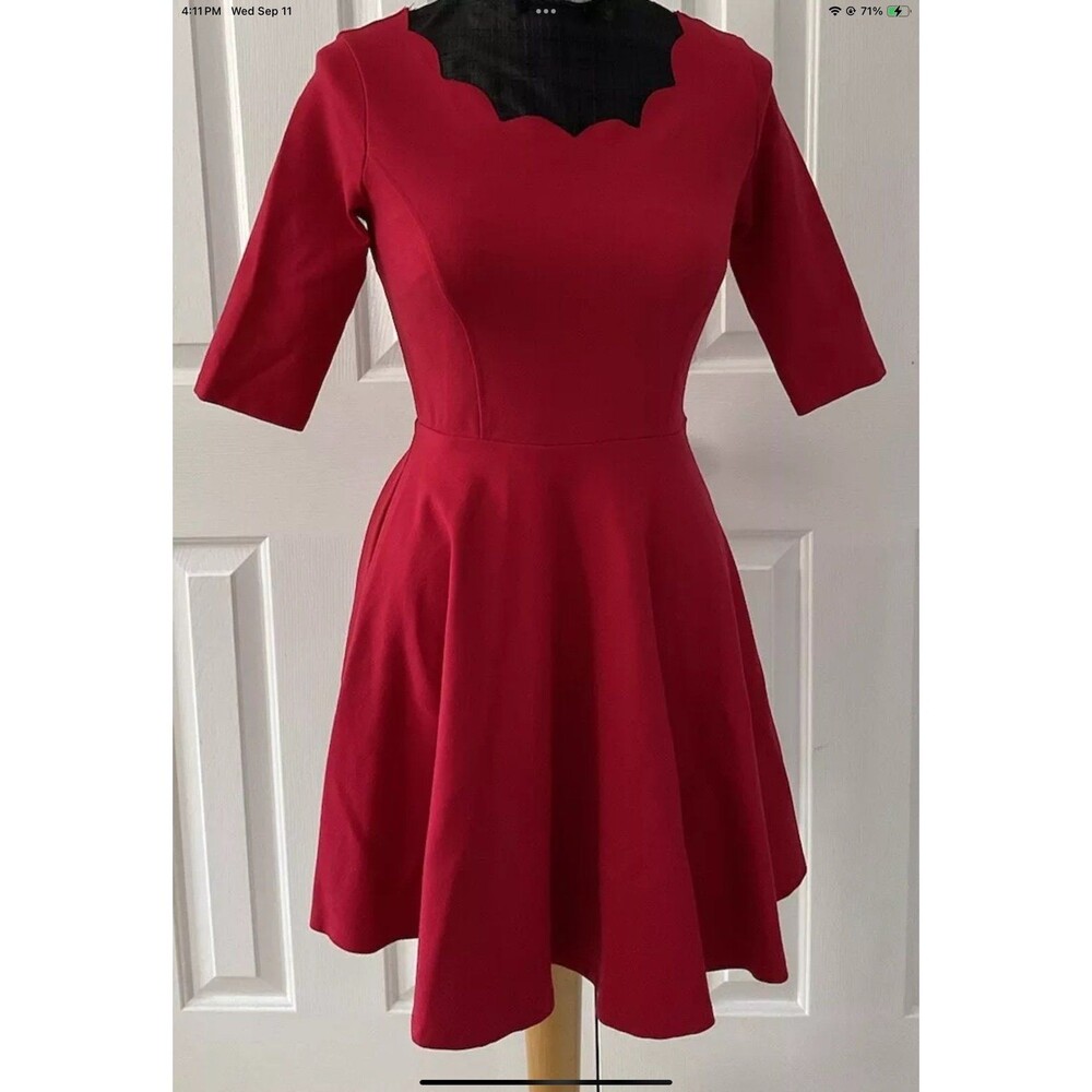 Lulus Red Fit Flare Mini Dress Womens Size Small Scalloped Neckline 3/4 Sleeve